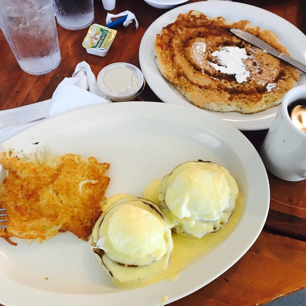 Alphy's Catfish House - 1900 State Road 87