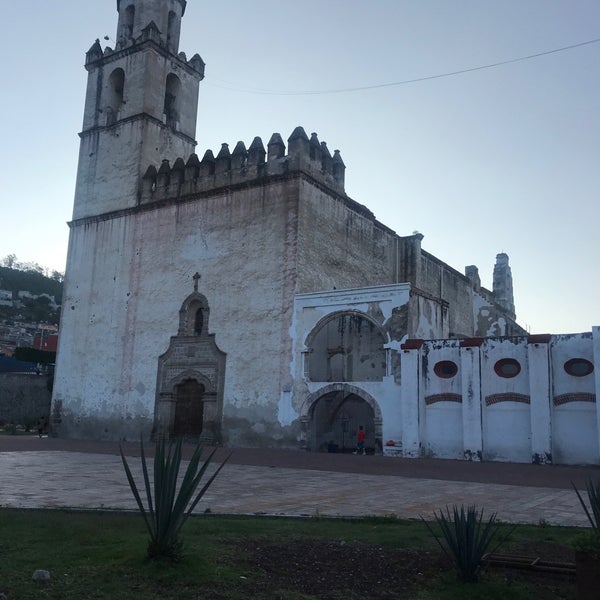 Photo taken at Ex-convento Franciscano de Tecamachalco by Jorge E. on 7/16/2019