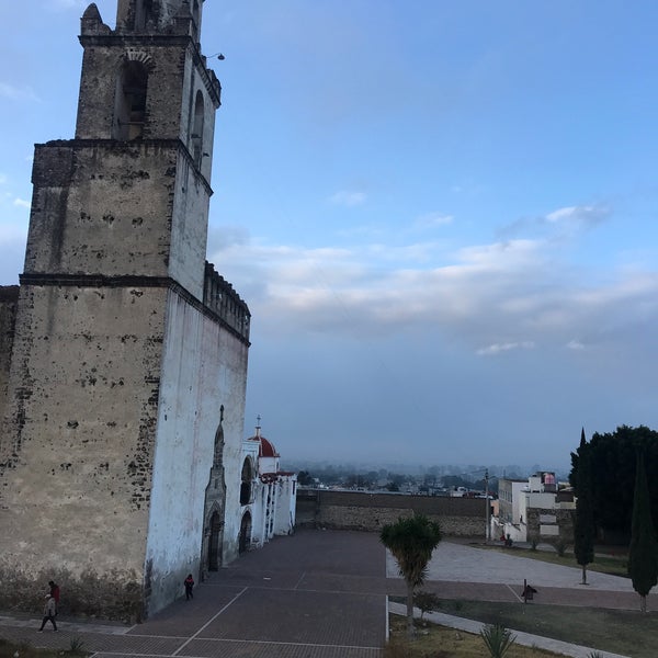 Photo taken at Ex-convento Franciscano de Tecamachalco by Jorge E. on 2/14/2020