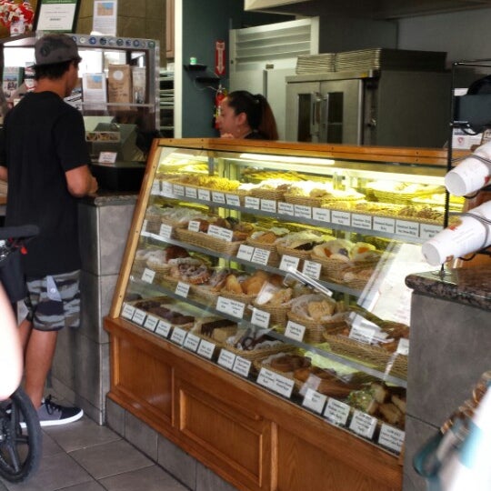 7/3/2014에 Cody F.님이 Catalina Coffee &amp; Cookie Co.에서 찍은 사진