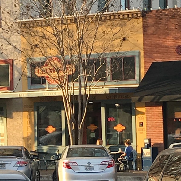 Cianfrani Coffeehouse Williamson County Courthouse Historic District