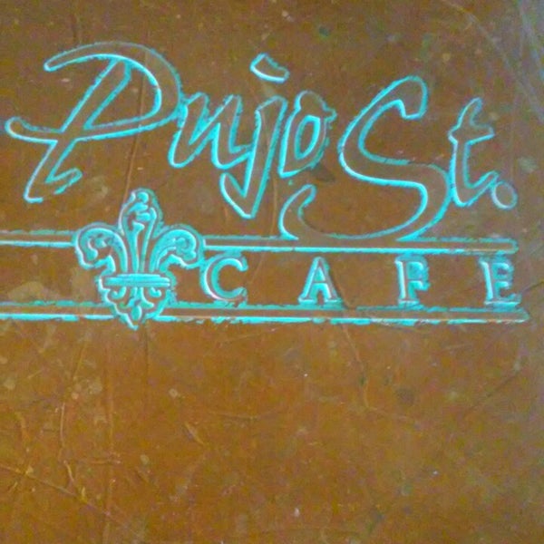 9/17/2014 tarihinde Loryn W.ziyaretçi tarafından Pujo Street Cafe'de çekilen fotoğraf
