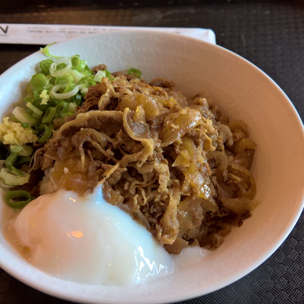 Снимок сделан в U:Don Fresh Japanese Noodle Station пользователем Keiichiro W. 7/24/2017