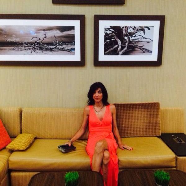 Photo taken at Courtyard by Marriott Fort Lauderdale East by Victoria M. on 5/20/2014