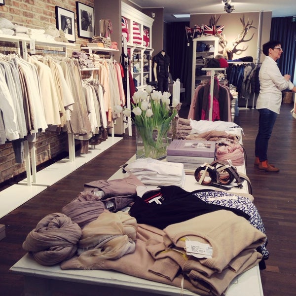 kitchen clothing store