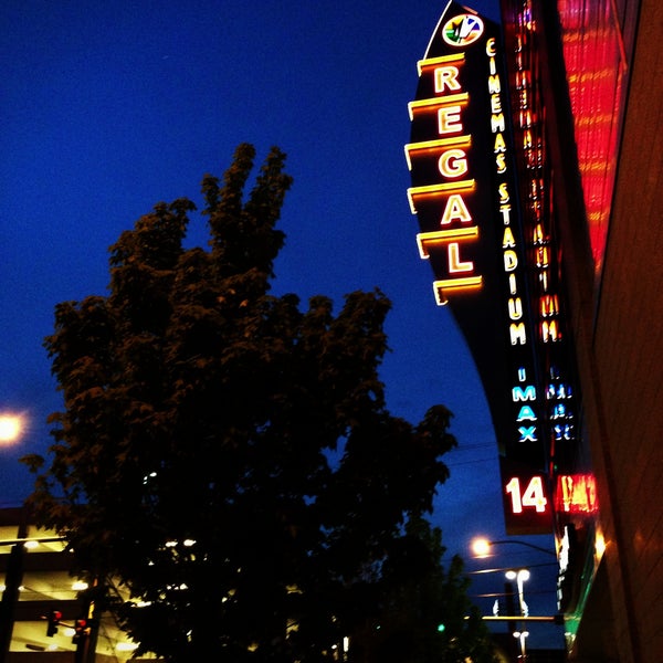 Fotos en Regal Thornton Place ScreenX & IMAX Cine en Seattle