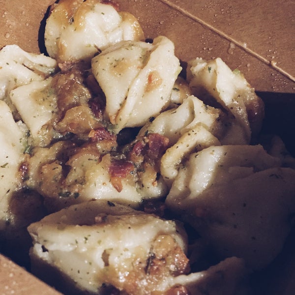 7/25/2015にKate K.がVostok Dumpling Houseで撮った写真