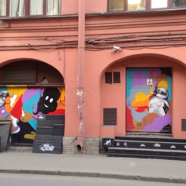 Банковский переулок 2 москва. Переулок банковский Гвардейск. Банковский переулок дом с девушками. Банковский переулок лиса. Банковский переулок 1 Омск.