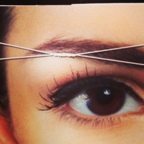 8/26/2014 tarihinde Ruby N.ziyaretçi tarafından Prime Brows Eyebrow Threading &amp; Waxing Salon Spa'de çekilen fotoğraf
