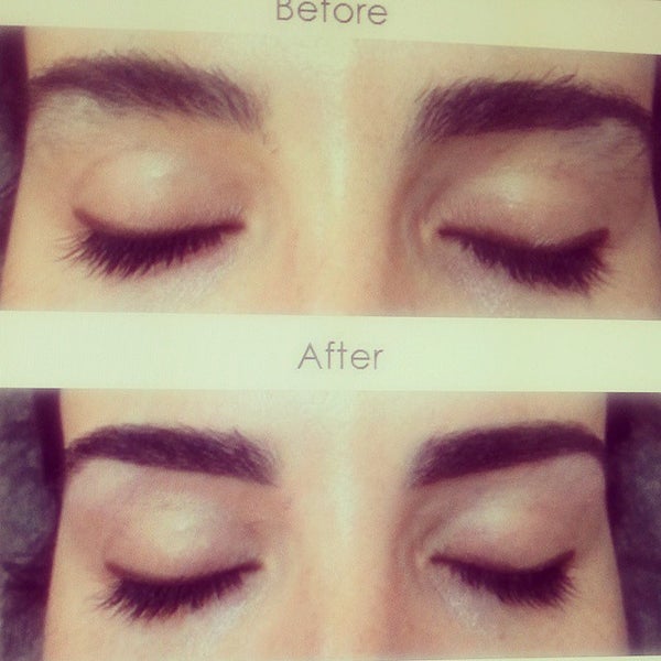 8/20/2014에 Ruby N.님이 Prime Brows Eyebrow Threading &amp; Waxing Salon Spa에서 찍은 사진