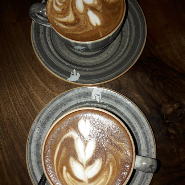2/14/2019 tarihinde Tuğba M.ziyaretçi tarafından Hector Louis Coffee'de çekilen fotoğraf