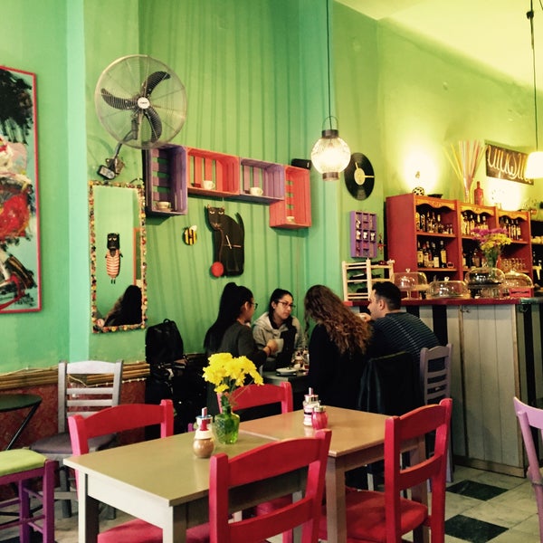11/12/2016 tarihinde Marta S.ziyaretçi tarafından Κιμωλία Art Cafe'de çekilen fotoğraf