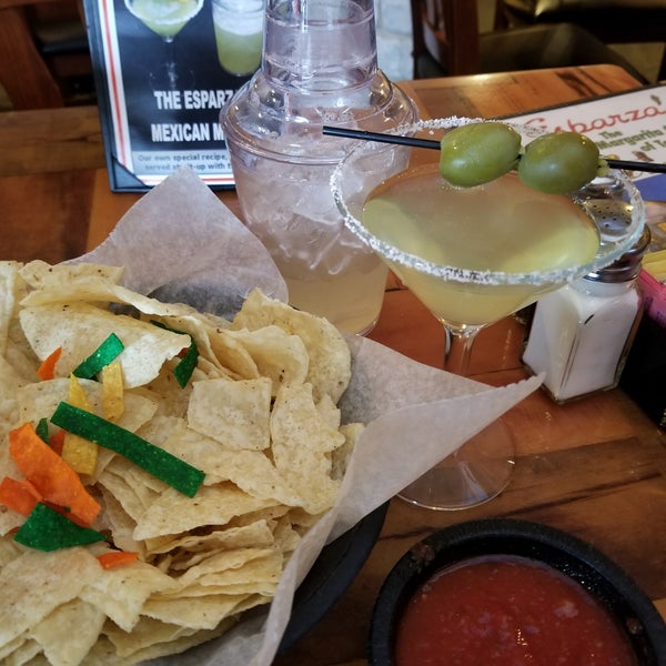 Photo taken at Esparza&#39;s Restaurante Mexicano by Nancy W. on 2/3/2018