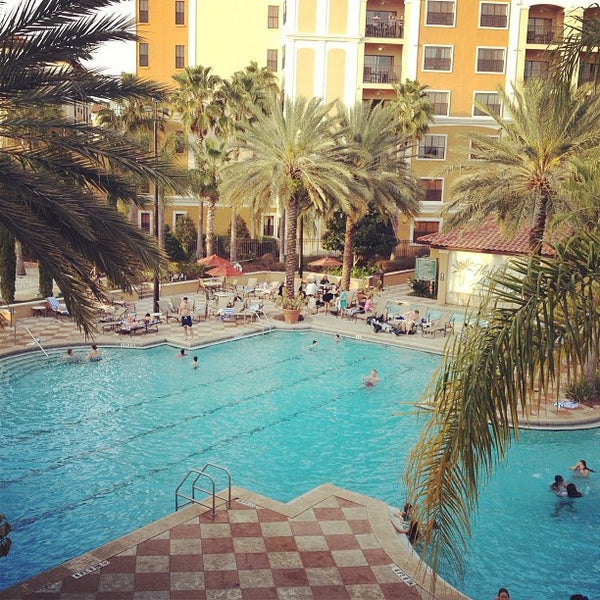 Снимок сделан в Floridays Resort Orlando пользователем kelsey 2/23/2013