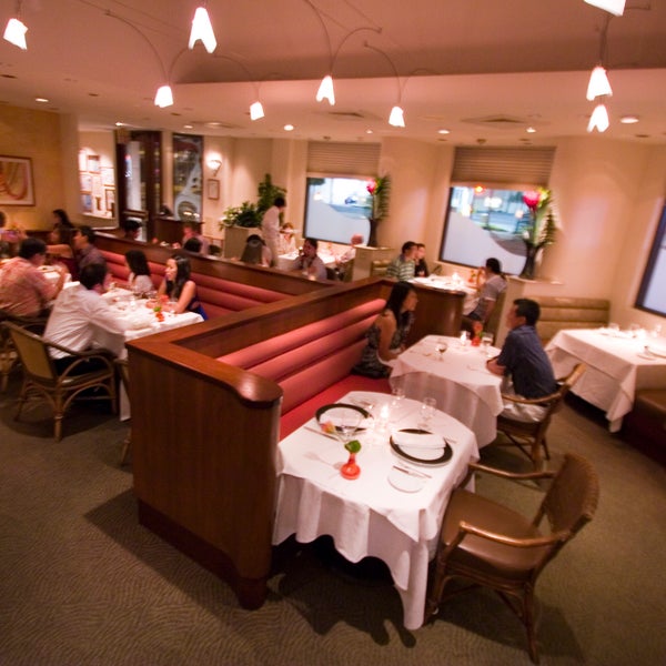 8/29/2014 tarihinde Chef Mavro Restaurantziyaretçi tarafından Chef Mavro Restaurant'de çekilen fotoğraf
