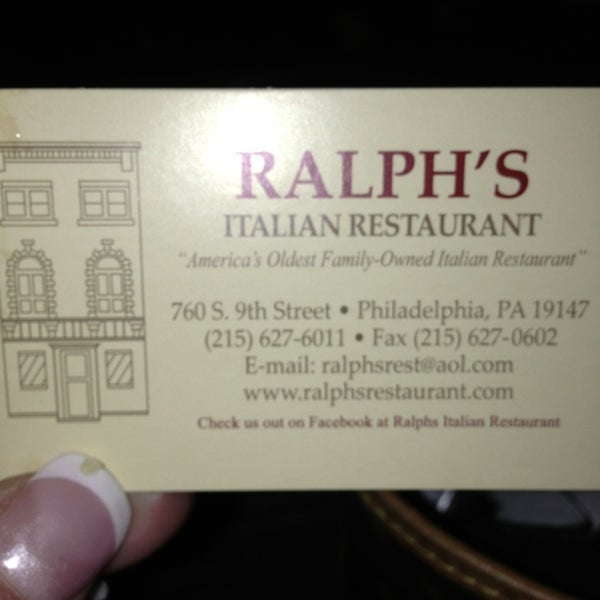 รูปภาพถ่ายที่ Ralph&#39;s Italian Restaurant โดย Michelle H. เมื่อ 3/10/2013