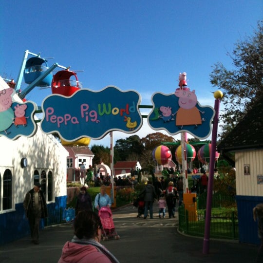 Photo taken at Peppa Pig World by Carwyn T. on 11/2/2012