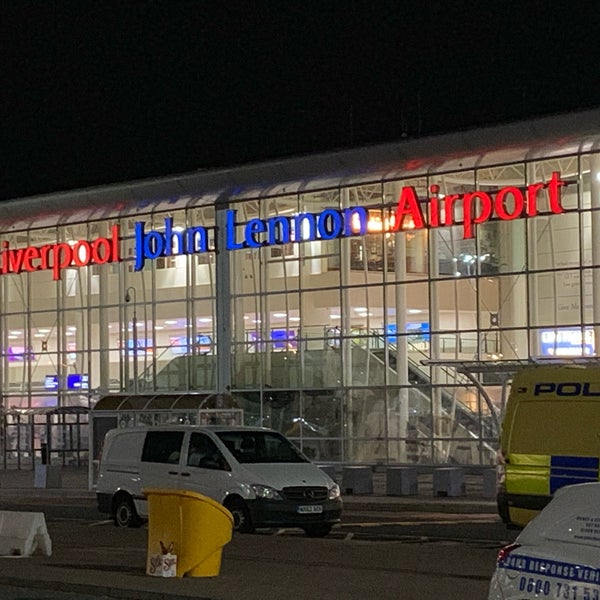 Foto tirada no(a) Liverpool John Lennon Airport (LPL) por Victor em 8/30/2019
