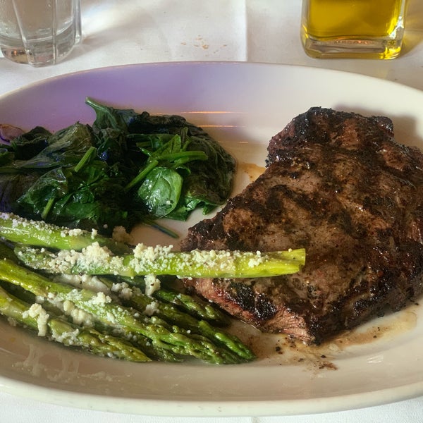 Photo taken at Carrabba&#39;s - The Original on Kirby by Thet C. on 6/2/2019