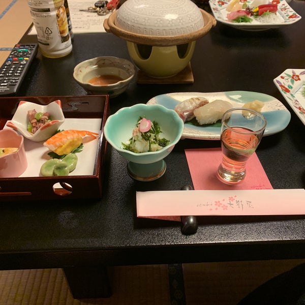 ゆがわら大野屋旅館 52 Visitors ゆがわら大野屋旅館 52 Visitors