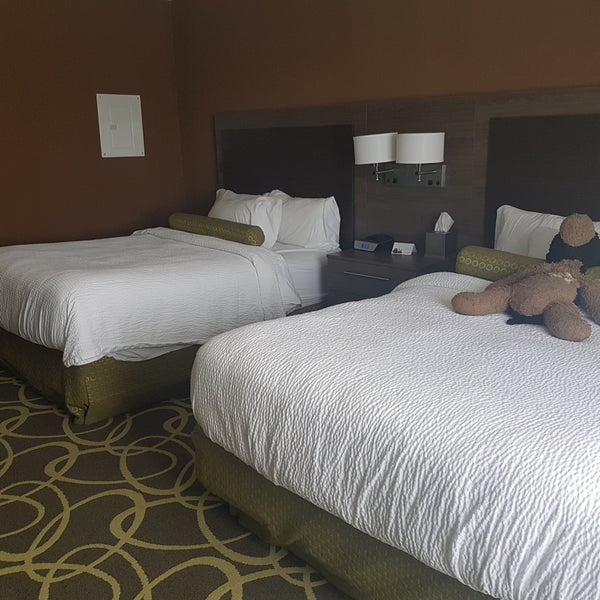 Photos At Towneplace Suites By Marriott Kincardine Hotel - 