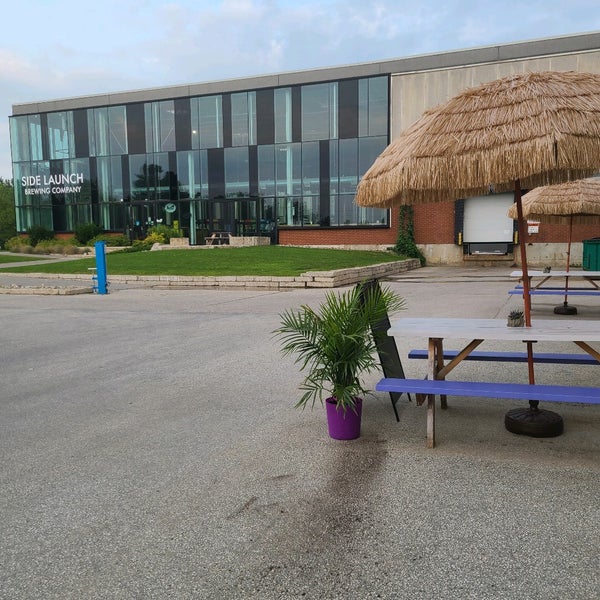 Ракета аполлон 11. Side launch. Side launch. Ракета в космосе. Ракета h-iia.