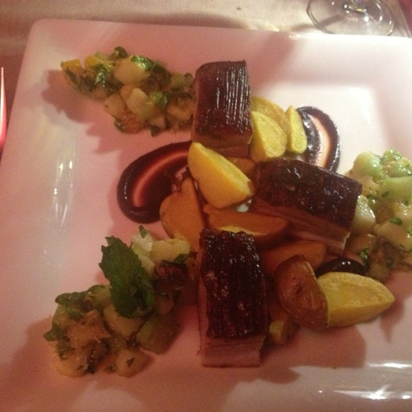 9/28/2013 tarihinde Оксана М.ziyaretçi tarafından Los Roques Restaurante'de çekilen fotoğraf