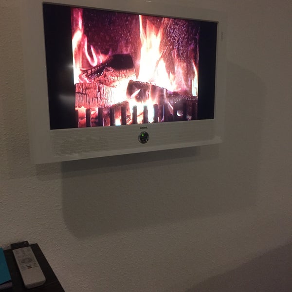 Photo taken at Motel One Hamburg-Alster by bool d. on 12/27/2014