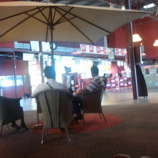 Cinépalmes SainteMarie, Réunion