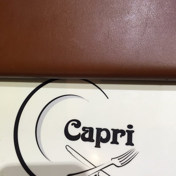 Photo prise au Cerveceria Capri par Jose Antonio G. le10/17/2015