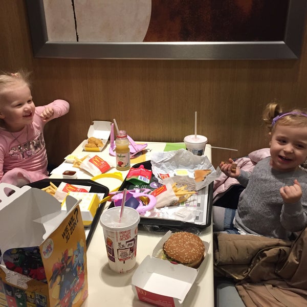 Photo taken at McDonald&#39;s by Patricia W. on 2/5/2016