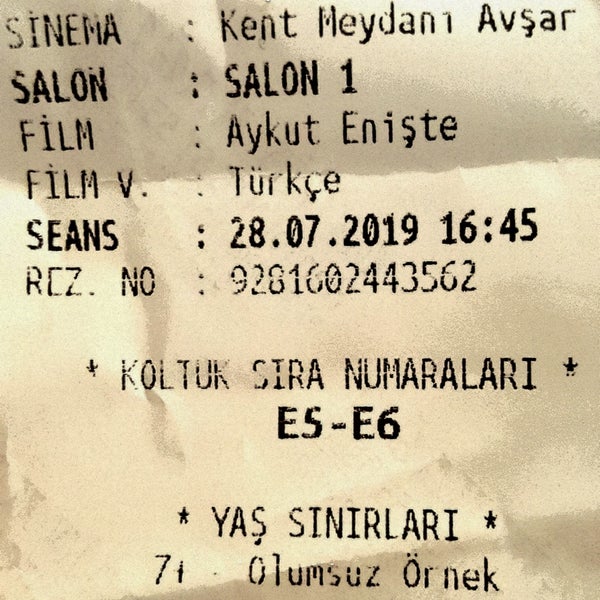 Foto tomada en Avşar Sinemaları  por 👑 𝔊𝔲𝔫𝔨𝔲𝔱 𝔄𝔩𝔭 ℭ. el 7/28/2019