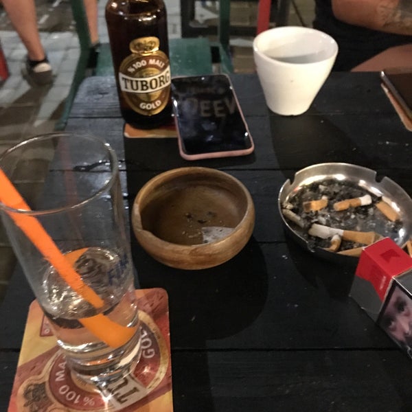 รูปภาพถ่ายที่ Fırt Bar โดย Süleyman V. เมื่อ 8/23/2018