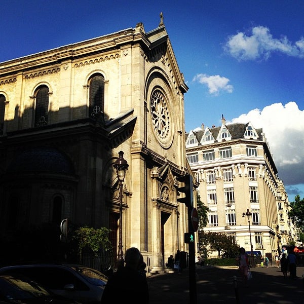 Boulevard du Montparnasse  Road in Montparnasse