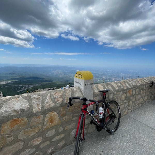 Foto tirada no(a) Mont Ventoux por Joel D. em 7/19/2021