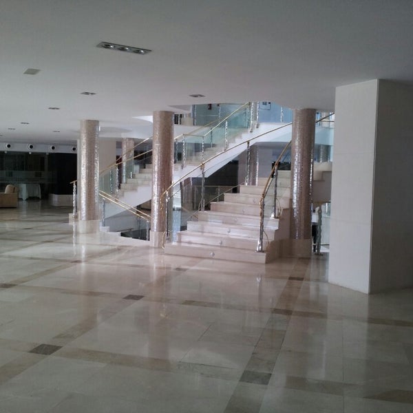3/4/2014 tarihinde Irene M.ziyaretçi tarafından Hotel Granada Palace'de çekilen fotoğraf