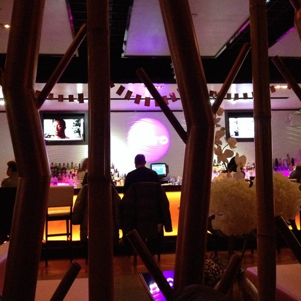 2/1/2014 tarihinde Elizabeth H.ziyaretçi tarafından Ichiro Fusion &amp; Lounge'de çekilen fotoğraf