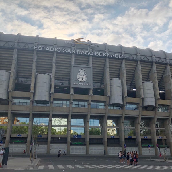 Снимок сделан в Real Café Bernabéu пользователем Joel M. 8/18/2018