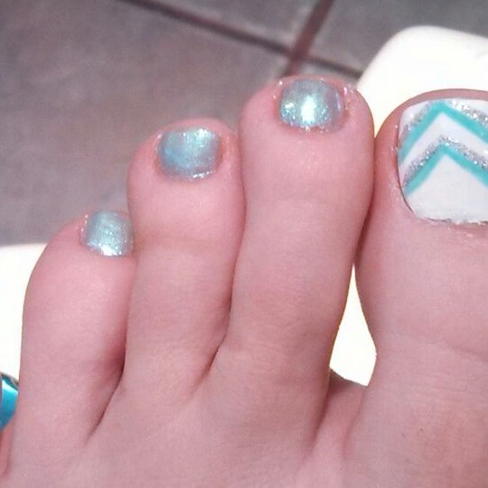 Foxy Nails Kansas City, MO