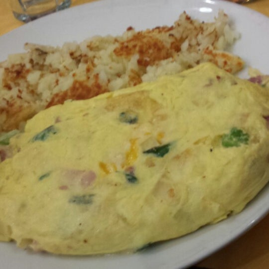 12/31/2013에 Quentin L.님이 Eggsperience Breakfast &amp; Lunch에서 찍은 사진