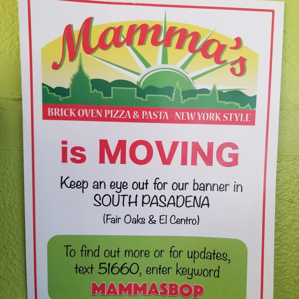 Photo taken at Mamma&#39;s Brick Oven Pizza by Jeremiah S. on 4/10/2019