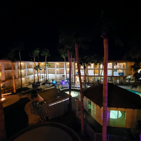 Foto diambil di Aqua Soleil Hotel And Mineral Water Spa oleh Jeremiah S. pada 1/20/2022