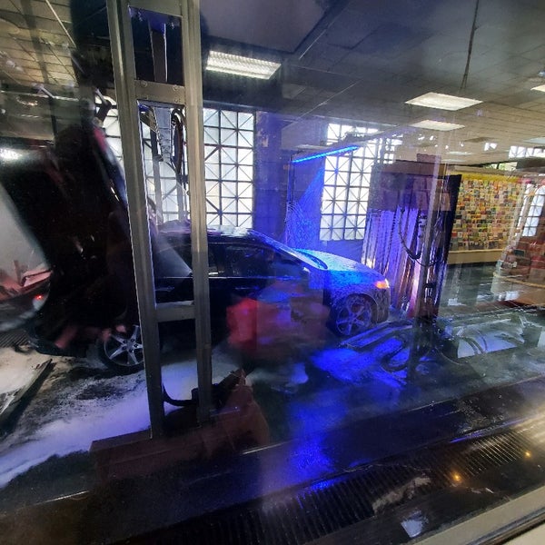 Pasadena Auto Wash West Pasadena'da Oto Servisi