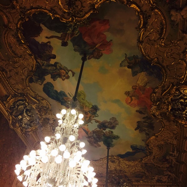 Das Foto wurde bei Manganelli Palace Hotel Catania von AnnieHall am 10/23/2015 aufgenommen