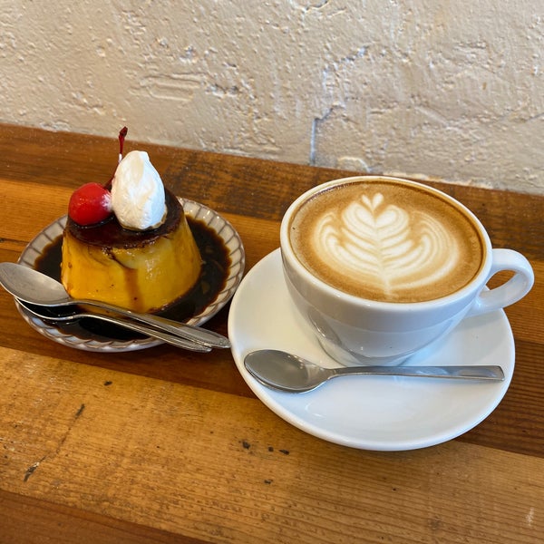 поставь кофе на место. кофе времена года. осень кофе. осенние кружки. утренний осенний кофе.