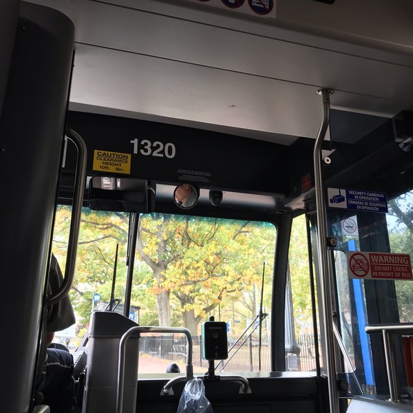 Maar bonen Me Photos at RIPTA Bus #56 - Downtown Providence - 1 tip