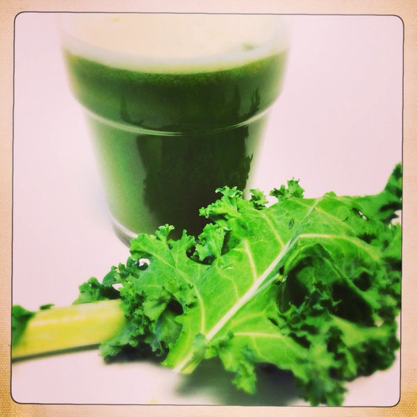 fresh juice! Green cloud: kale, spinach, cucumber and apple. Not so "greeny" - Sweet and yum!