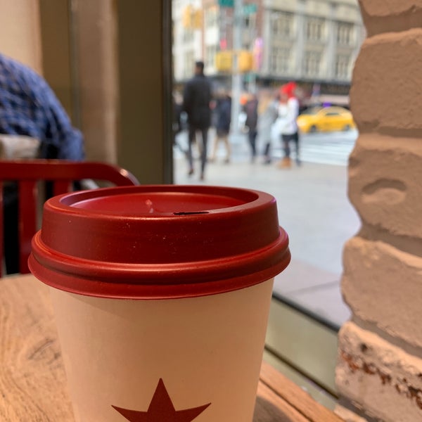 Photo taken at Pret A Manger by 🧧 on 1/2/2019