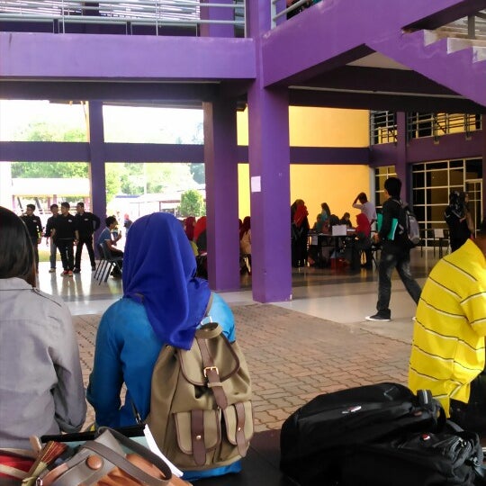 Bangunan Fast Track Uitm Jengka College Academic Building