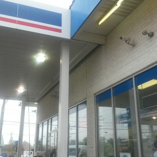 Marathon Fuel Station